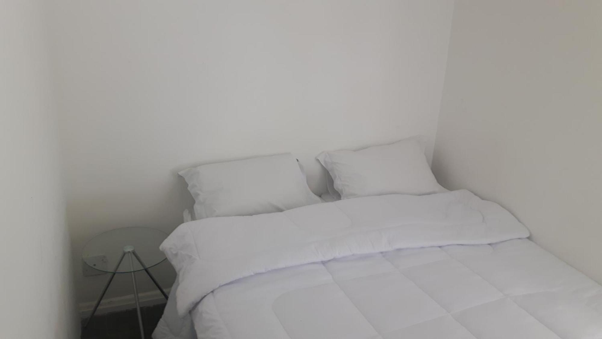 Double Kit - 2 Quartos Perto Unb Apartamento Brasilia